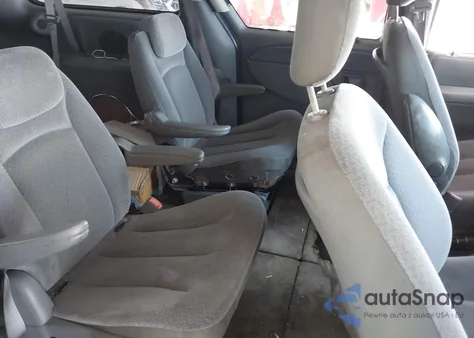 2006 Chrysler Town & Country Touring z USA, uszkodzony, nr VIN 2A4GP54L36R759844